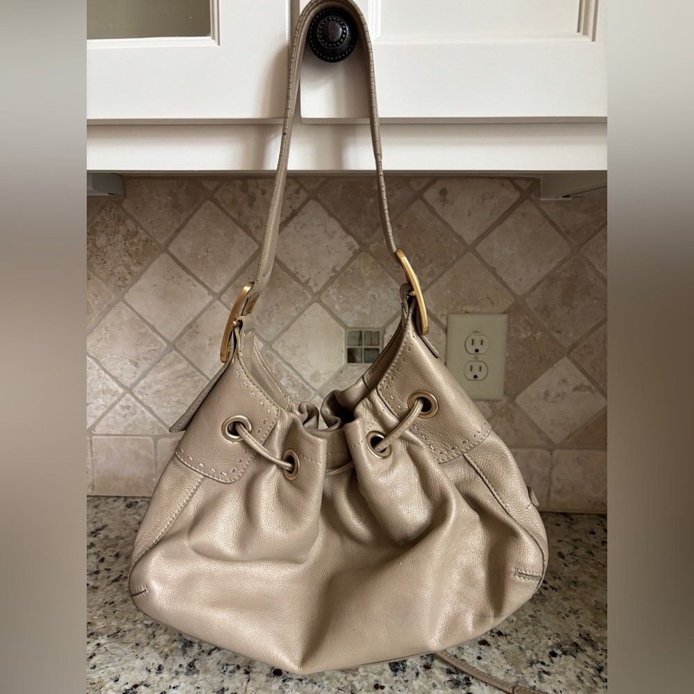 COLE HAAN Metallic Slouchy Leather Drawstring Single Handle Shoulder Bag